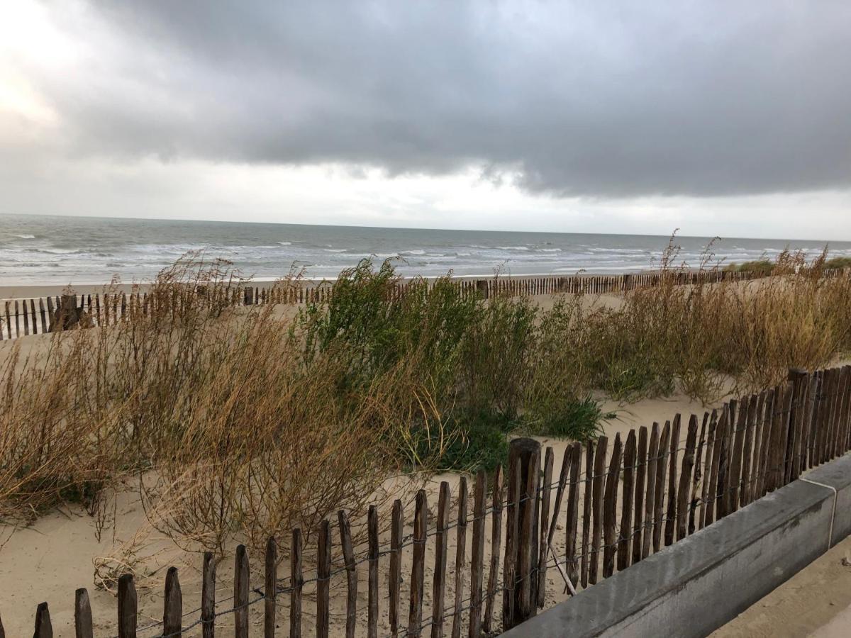Appartement Sur La Plage De Malo Les Bains Vue Mer Dunkirk Exterior foto
