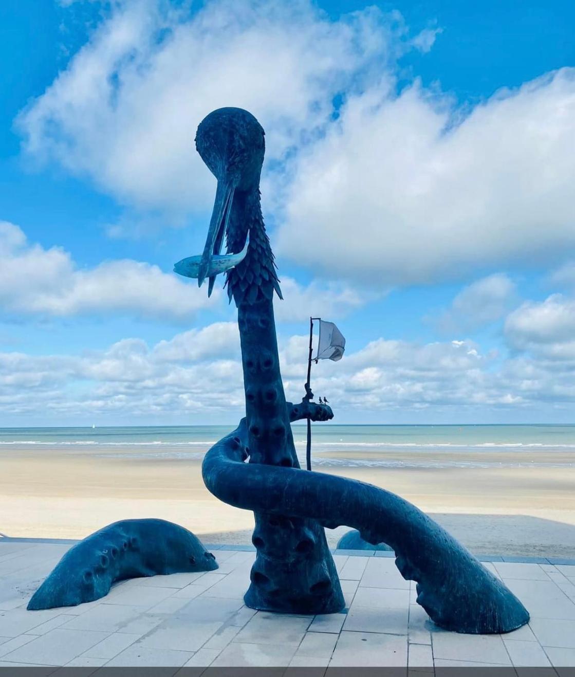 Appartement Sur La Plage De Malo Les Bains Vue Mer Dunkirk Exterior foto