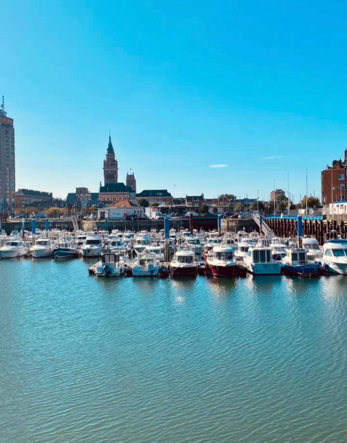 Appartement Sur La Plage De Malo Les Bains Vue Mer Dunkirk Exterior foto