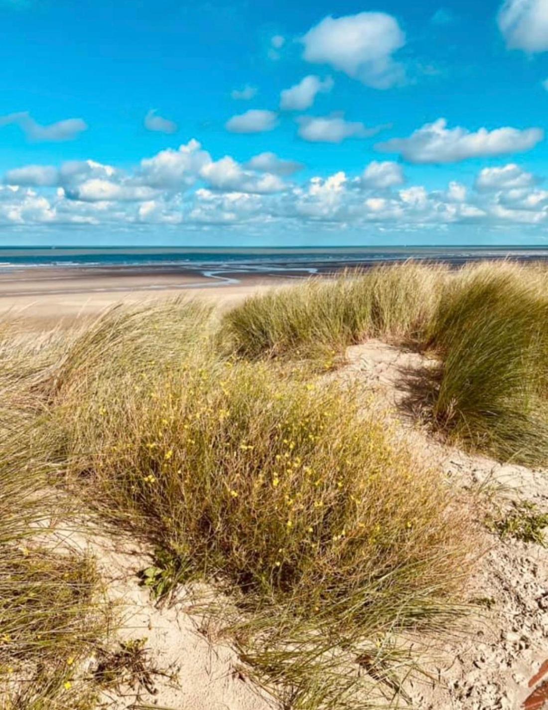 Appartement Sur La Plage De Malo Les Bains Vue Mer Dunkirk Exterior foto